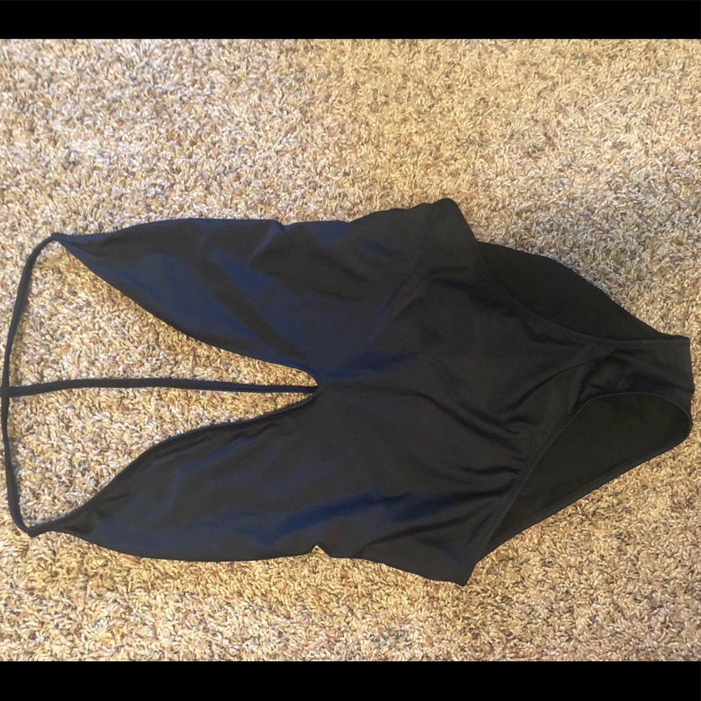 One piece swim suit